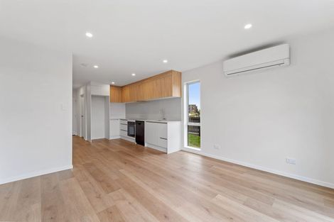 Photo of property in 361 Glengarry Road, Glen Eden, Auckland, 0602