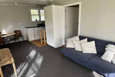 Photo of property in 280 Riverhead Road, Riverhead, Kumeu, 0892