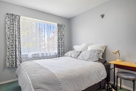 Photo of property in 26 Jenkins Avenue, Redwood, Christchurch, 8051