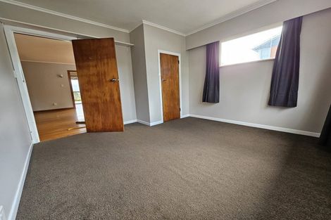 Photo of property in 168 Glengarry Road, Glen Eden, Auckland, 0602