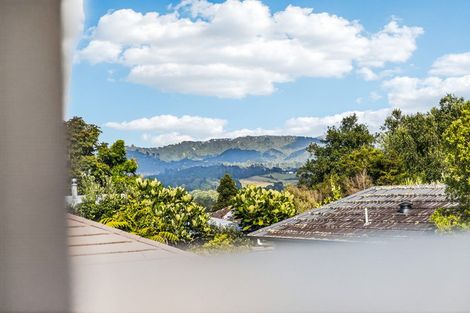 Photo of property in 99 Sunnyside Road, Sunnyvale, Auckland, 0612