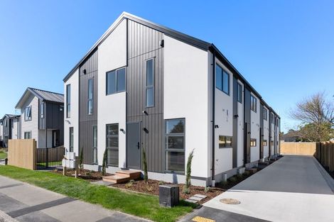 Photo of property in 5/6 Gilberthorpes Road, Islington, Christchurch, 8042