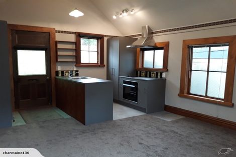 Photo of property in 25 Rodrigo Road, Kilbirnie, Wellington, 6022