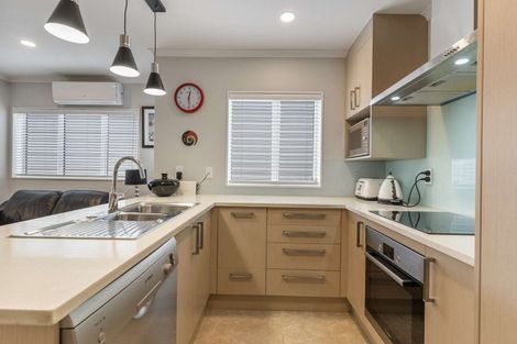 Photo of property in 51 Tribute Loop, Takanini, 2112