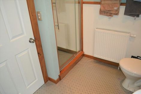 Photo of property in 32 Owhiro Bay Parade, Owhiro Bay, Wellington, 6023