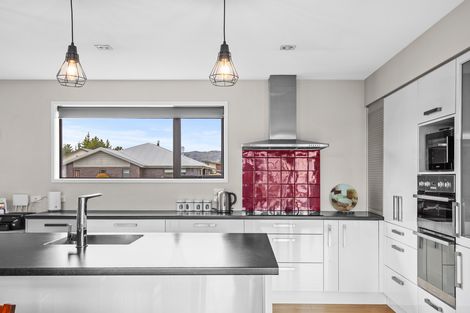 Photo of property in 8 Henderson Drive, Alexandra, 9320