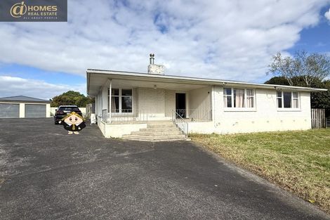 Photo of property in 6 Glenvil Lane, Te Atatu Peninsula, Auckland, 0610
