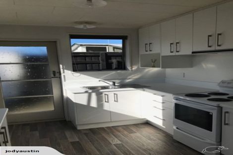 Photo of property in 2/3 Pelorus Place, Harewood, Christchurch, 8051