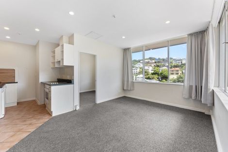 Photo of property in Terrace Tower Apartments, 10e/126 The Terrace, Wellington Central, Wellington, 6011
