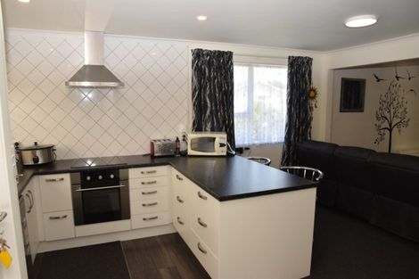 Photo of property in 20 Cargill Street, Waikiwi, Invercargill, 9810