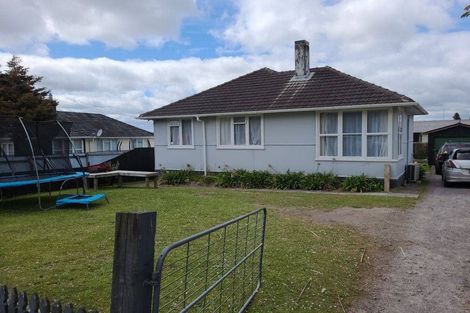 Photo of property in 10 Ross Road, Western Heights, Rotorua, 3015