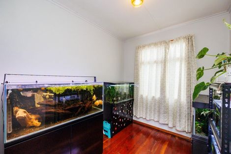 Photo of property in 60 Seddon Street, Takaro, Palmerston North, 4412