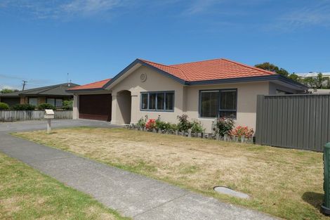 Photo of property in 10 Lorna Irene Drive, Raumati South, Paraparaumu, 5032