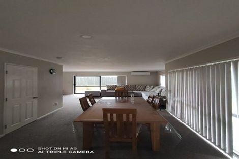 Photo of property in 12 Tavua Lane, Ranui, Auckland, 0612