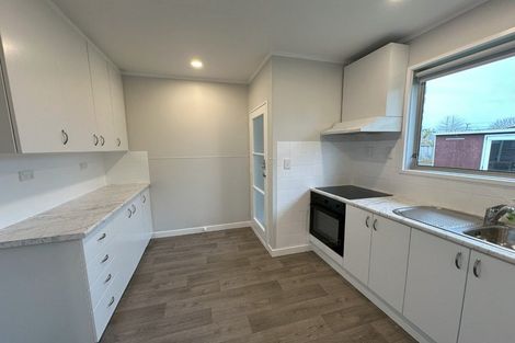 Photo of property in 2 Rawene Street, Waikanae, 5036