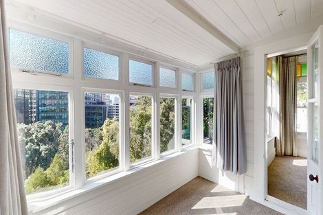 Photo of property in 44 Aurora Terrace, Kelburn, Wellington, 6012