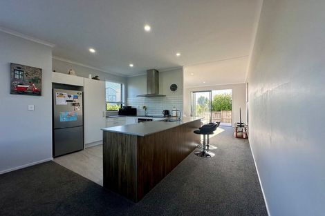 Photo of property in 21d Nellie Drive, Kumeu, 0810