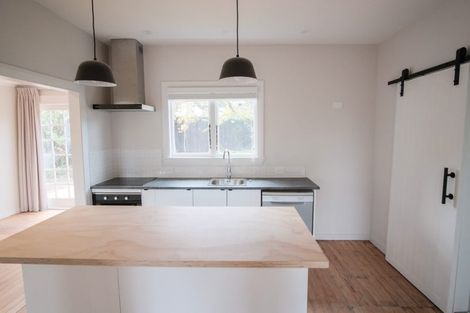 Photo of property in 1/118 Centaurus Road, Huntsbury, Christchurch, 8022