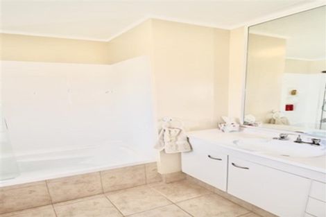 Photo of property in 16 Blackmore Drive, Lynmore, Rotorua, 3010