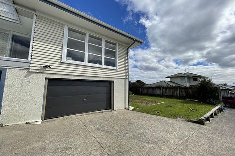 Photo of property in 26 Orams Road, Hillpark, Auckland, 2102