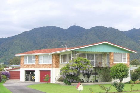 Photo of property in 15 Churchill Avenue, Te Aroha, 3320