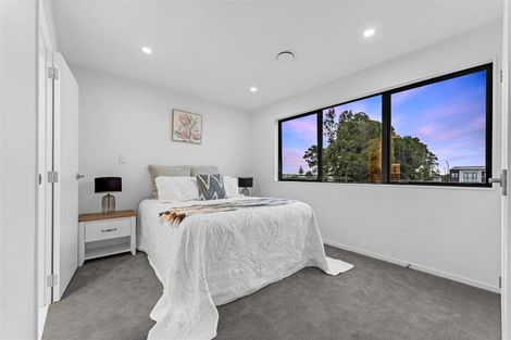 Photo of property in 33 John Gray Street, Papakura, 2110