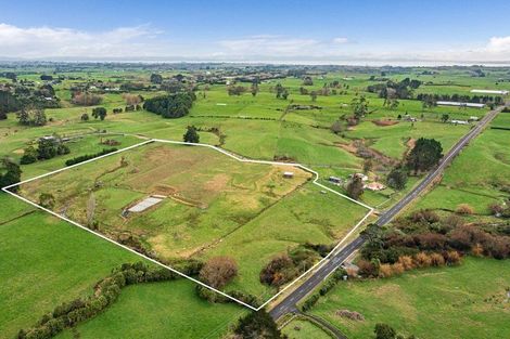 Photo of property in 197 Charles Road, Karaka, Papakura, 2580