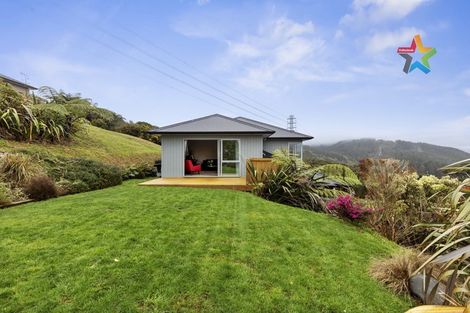 Photo of property in 10 Swain Grove, Riverstone Terraces, Upper Hutt, 5018