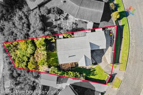 Photo of property in 21 Jasmine Grove, Maungaraki, Lower Hutt, 5010