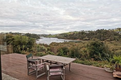 Photo of property in 100 Kemp Road, Kerikeri, 0230