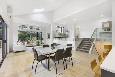 Photo of property in 24 Lorikeet Place, Unsworth Heights, Auckland, 0632