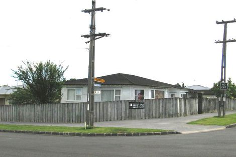 Photo of property in 18 Maranui Avenue, Point Chevalier, Auckland, 1022