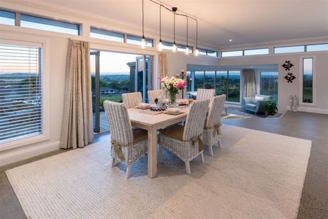 Photo of property in 4 Bernora Crescent, Bombay, 2675