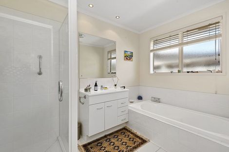 Photo of property in 6 Portobello Way, Huntington, Hamilton, 3210