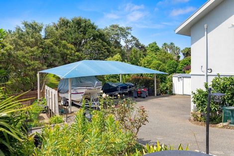 Photo of property in 28 Owen Place, Omokoroa, 3114