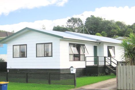 Photo of property in 1 Andelko Place, Henderson, Auckland, 0612