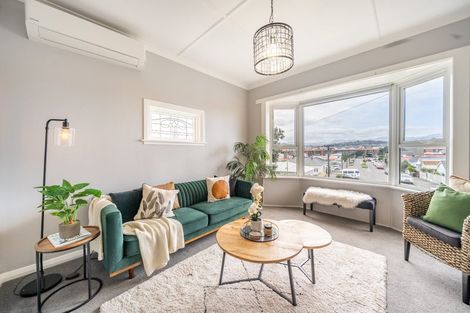 Photo of property in 26 Queens Drive, Kilbirnie, Wellington, 6022