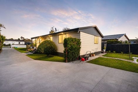 Photo of property in 8 Bruton Place, Nawton, Hamilton, 3200