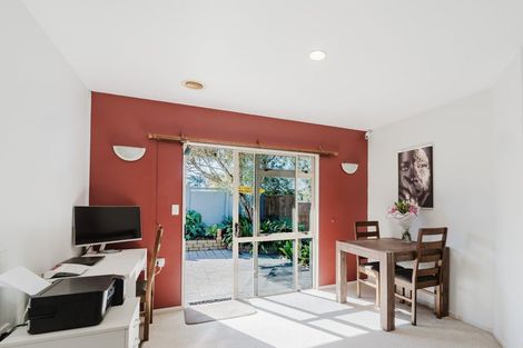 Photo of property in 28 Ranui Street, Dinsdale, Hamilton, 3204