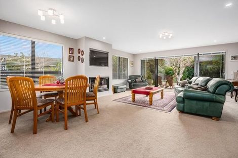 Photo of property in 10 Horopito Road, Waikanae, 5036