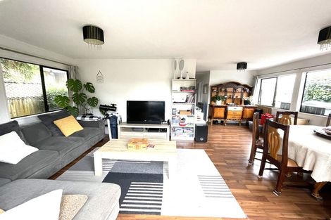 Photo of property in 2/102 Elliot Street, Howick, Auckland, 2014