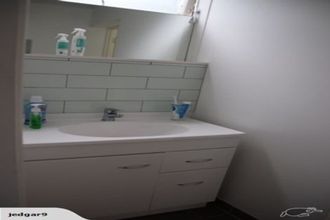 Photo of property in 1/9 Pemberton Avenue, Bayview, Auckland, 0629