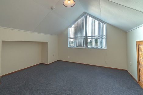 Photo of property in 100 Frankley Road, Frankleigh Park, New Plymouth, 4310