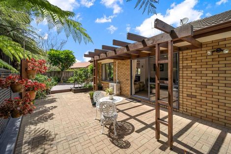 Photo of property in 17 Kate Sheppard Avenue, Torbay, Auckland, 0630