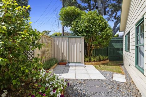 Photo of property in 2/70 Whiteley Street, Moturoa, New Plymouth, 4310