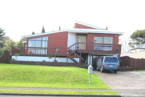 Photo of property in 183 Carnoustie Drive, Wattle Downs, Auckland, 2103