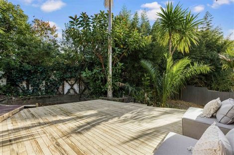 Photo of property in 2/38 Waiau Street, Torbay, Auckland, 0630