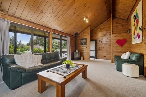 Photo of property in 10 Utuhina Road, Springfield, Rotorua, 3015