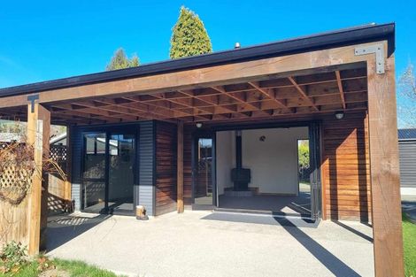 Photo of property in 44 Wylam Street, Waikaia, 9778