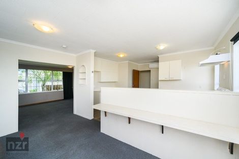 Photo of property in 6 Oban Place, Awapuni, Palmerston North, 4412
